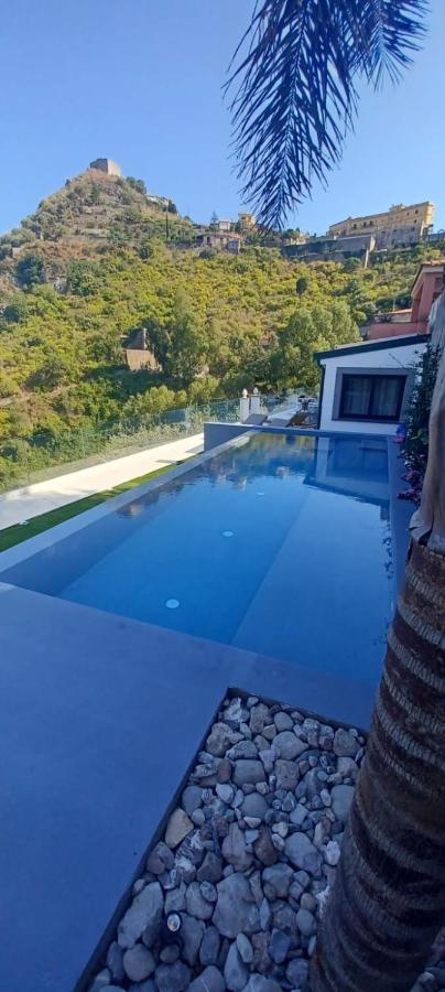 Suite Apartments Branco - Infinity Pool & Sea View - 5 Minuti Dal Centro Taormina Kültér fotó